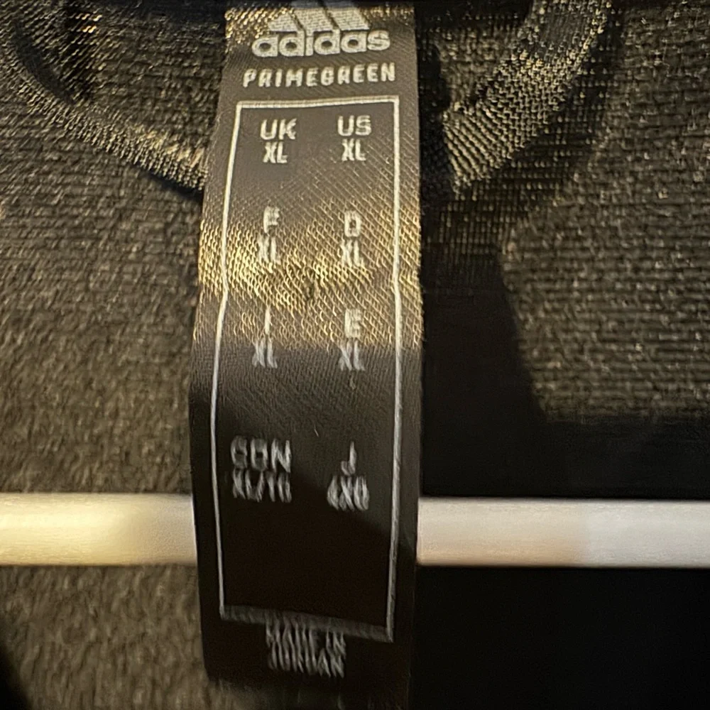 Adidas Men's Black Windbreaker Jacket - Picture 3 of 3
